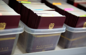 Cancillería afirma que nuevo modelo de pasaportes avanza según lo previsto