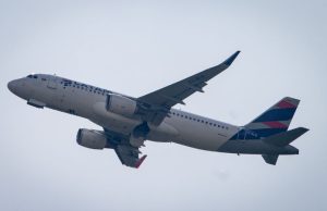 EE. UU. levanta restricciones de vuelos al Caribe tras operación en Venezuela