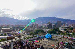 Exhibición de cometas gigantes en Sandiego