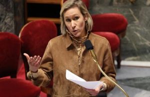 Francia abre puertas a prohibición de redes sociales para menores de 15 años