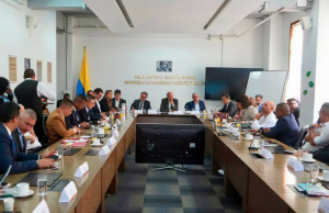Gobernadores aplicarán decreto de emergencia económica: MinInterior