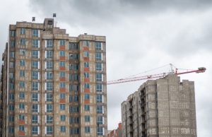 Gobierno alista decreto para desvincular vivienda VIS del salario mínimo