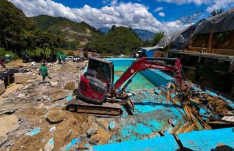 Con tecnología y presencia en campo se recuperan los espacios públicos en Medellín