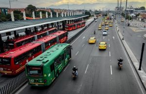 Movilidad Bogotá hoy 15 de enero: protestas frente a Embajada EE. UU.