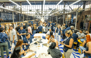 Oda de los jóvenes creadores a los materiales y al diseño gráfico