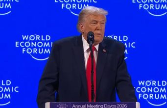 Trump en Davos: descarta uso de la fuerza para adquirir Groenlandia
