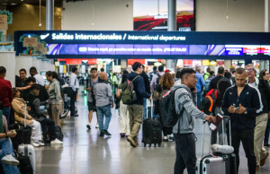 Tensiones geopolíticas no detuvieron el turismo mundial: creció 4% en 2025