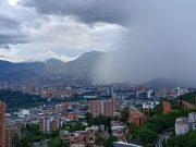 Se esperan lluvias prolongadas en las próximas horas en Medellín, según el Siata