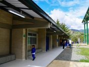 Avanzan mejoras locativas en dos mil sedes educativas de Antioquia