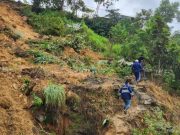 Con maquinaria apoyan atención de emergencias por lluvias en Antioquia