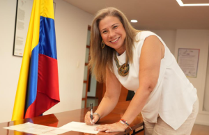 Ángela Álvarez se posesionó como experta comisionada de la CREG