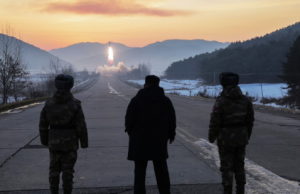 Tokio denuncia el lanzamiento de dos misiles balísticos por parte de Pyongyang