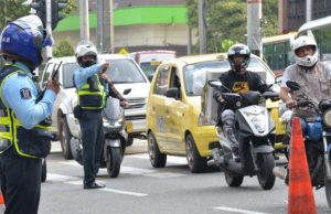Mover los números para continuar parados