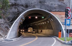 Sigue cierre total nocturno del Túnel de Oriente