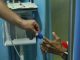 Pacientes piden al Gobierno centrarse en resolver la crisis y no en debates políticos; Minsalud responde que la responsabilidad recae sobre las EPS