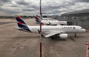 Avión Solidario, la apuesta de sostenibilidad que conecta salud, medioambiente y atención social en regiones apartadas de Colombia