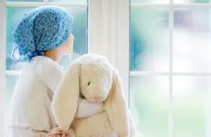 ‘Los niños no pueden seguir esperando’: el llamado urgente de médicos, gremios y entidades por la vida de niños con cáncer