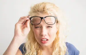 ¿Cómo mejorar la salud ocular? Oftalmóloga recomienda incorporar a la dieta el consumo de zanahorias, pescado azul o frutos secos