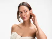 Ingredientes funcionales y rutinas diarias: una forma de enfrentar el daño ambiental en la piel y el cabello