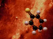 Hallan en el espacio interestelar una molécula con azufre clave para rastrear el origen de la vida: refuerza teorías sobre cometas y meteoritos