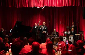 Gilberto Santa Rosa cumple un ‘capricho’ y presenta el álbum más personal de su carrera con boleros en vivo