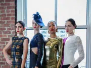 El diseñador colombiano Raúl Peñaranda llevó el romanticismo del bolero y elegancia latina a la pasarela de Nueva York
