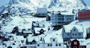 Nuuk, la capital de Groenlandia rompe récord tras 109 años: registra el enero más cálido de su historia