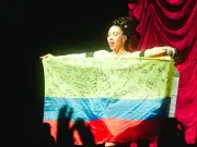 Kali Uchis convirtió el Movistar Arena, de Bogotá, en un manifiesto de amor, lujo y raíces latinas