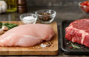 ¿Es el pollo más saludable que la carne de res? Nuevo estudio reabre el debate sobre sus efectos en la salud