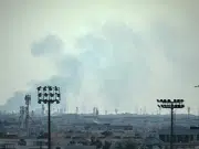 Irán lanza nueva oleada de misiles: se reportan más explosiones en Abu Dabi, Manama y Doha