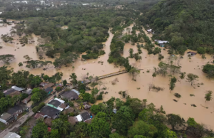 Crisis invernal: Gobierno evaluaba anoche acudir a estado de emergencia