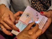 Así es el nuevo pasaporte de Colombia presentado por Gustavo Petro