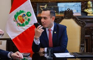 Perú vuelve a quedarse sin presidente: destituido José Jerí