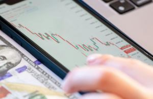 Peso fuerte, crecimiento moderado: Así fue el arranque del año para la economía de Colombia