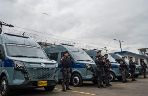 Entregan vehículos blindados para fortalecer seguridad del Inpec