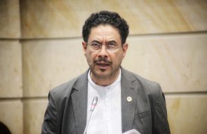Pruebas sobre nexos de Iván Cepeda con Farc existen: Paloma Valencia a Petro