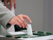 Japón: Sanae Takaichi recupera la mayoría en elecciones legislativas