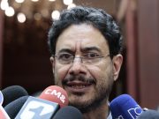 Registraduría acepta retiro de Cepeda de la consulta del Frente por la Vida