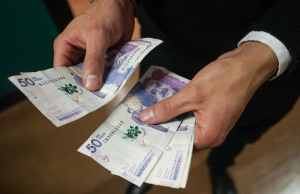 ¿Qué pasará con los pagos tras suspensión del decreto del alza del mínimo?