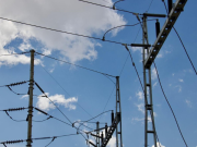 Corte suspende decreto que imponía impuestos a generadoras eléctricas