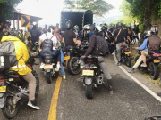 Cerrada vía El Colegio – La Mesa, Cundinamarca, por protestas