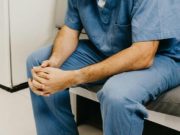Revelan presunta estafa para endeudar a usuarios con falsas consultas médicas
