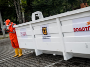 Ajustarán modelo de contenedores de basura en zonas de Bogotá