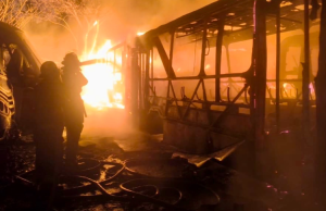 Incendio en Portal Metrolínea de Bucaramanga habría sido provocado