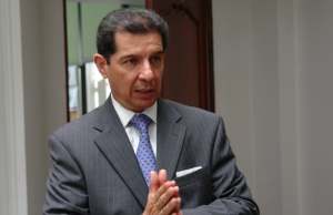 José Félix Lafaurie confirma su llegada al partido Salvación Nacional