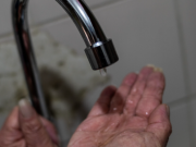 Prenden alarmas por posible racionamiento de agua en Bogotá en 2026