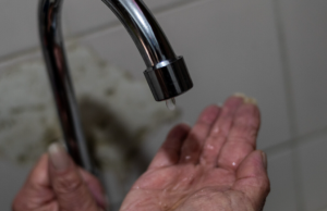 Prenden alarmas por posible racionamiento de agua en Bogotá en 2026