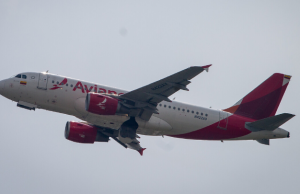 Por mal clima, Avianca permitirá cambios en vuelos sin penalidad