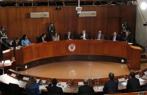 Urgen decisiones en Cortes sobre emergencia económica y salario mínimo