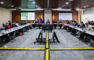 Alcalde Galán busca agenda legislativa con congresistas para reforzar seguridad